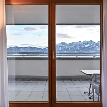 Aparthotel Residenz Hopfensee 2*